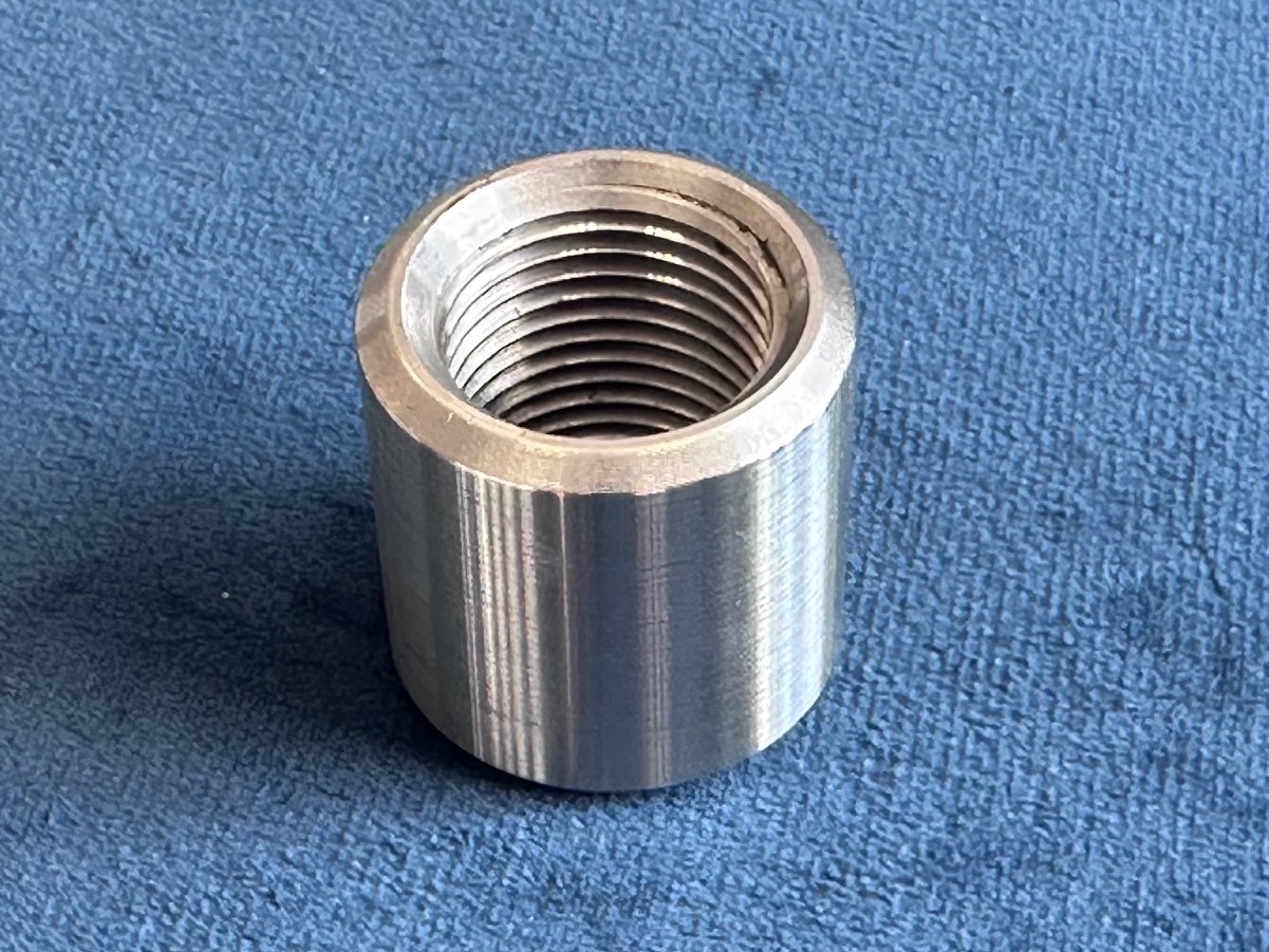 10.010.S20.0.1/2 Бобышка сталь 20 G1/2 L30 без покрытия